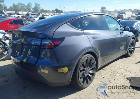 2022 Tesla Model Y Performance Dual Motor All-Wheel Drive from USA, damaged, VIN 7SAYGDEF6NF546719